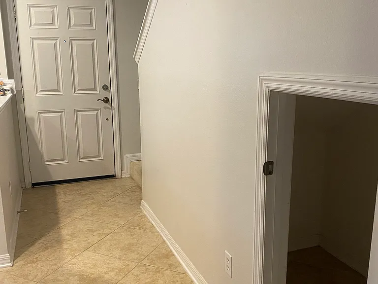 3333 Wilshire Way Rd #8 — Photo 14