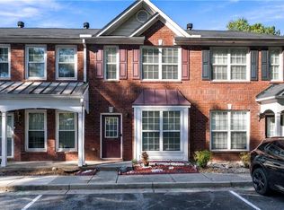 310 Paden Cove Trl, Lawrenceville, GA 30044