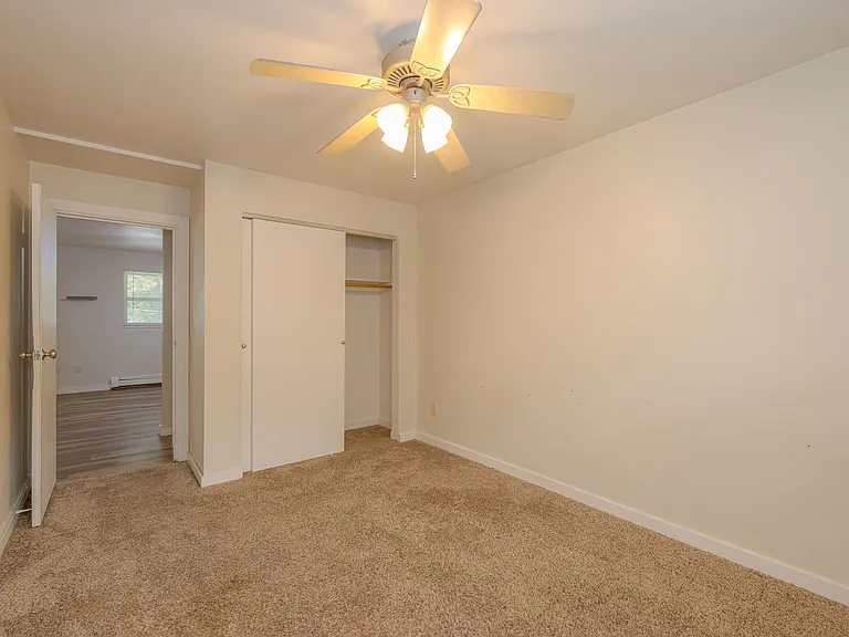 836 Vine Ave — Photo 13