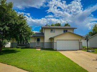 619 Blue Mountain Ct, Windsor, CO 80550