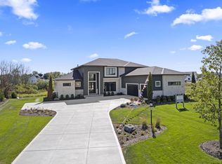 4770 Westridge Dr, Brookfield, WI 53045