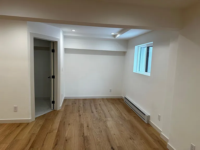 225 Eagle Dr #9C — Photo 8