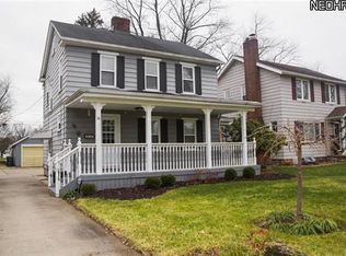24 Hayes Ave, Cuyahoga Falls, OH 44221
