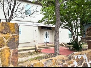 2932 Haynie St, Fort Worth, TX 76112