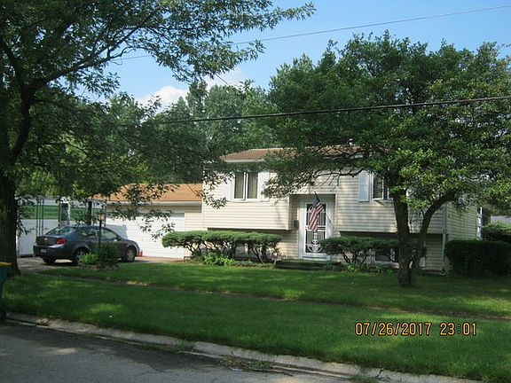 2nd image of 2126 Belmont Ave