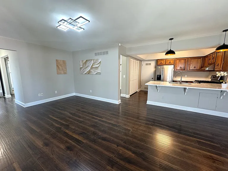 6652 Fernwood Dr — Photo 8