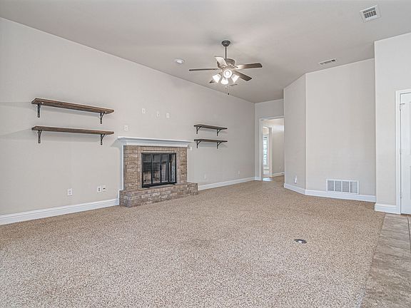 5th image of 5914 Wagner Dr