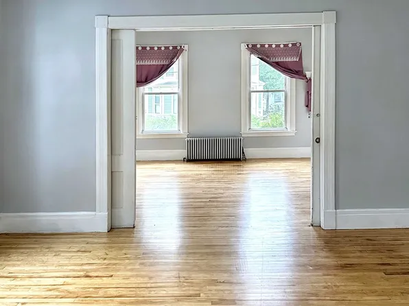115 Highland Ave Unit 1, Fitchburg, MA 01420