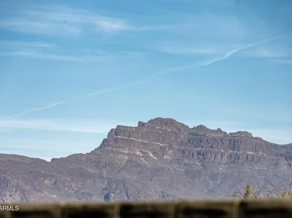 1714 W STARFIRE Avenue, Apache Junction, AZ 85120