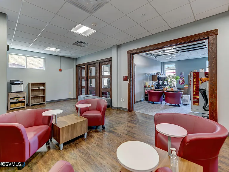 50 E Main St #3 — Photo 7