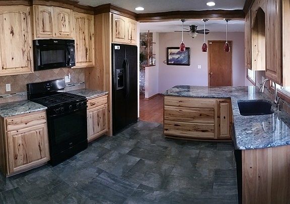 3rd image of 11203 E Alki Ave