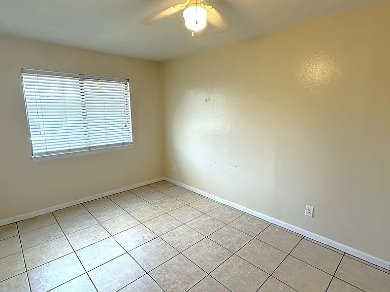 403 Hayden Rd #221 — Photo 6