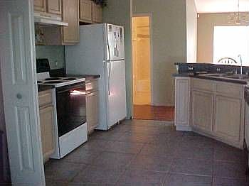 5th image of 2318 Cobblefield Cir