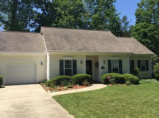 2544 Deercreek Dr, Winston Salem, NC 27106