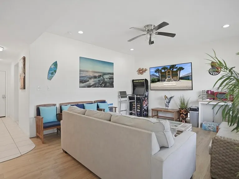 1028 Channel Vista Dr — Photo 10