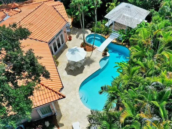 7924 SW 50th Ct, Miami, FL 33143