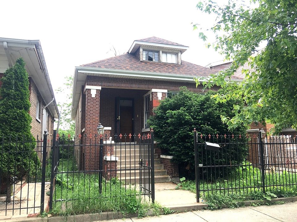 1st image of 5811 S Artesian Ave