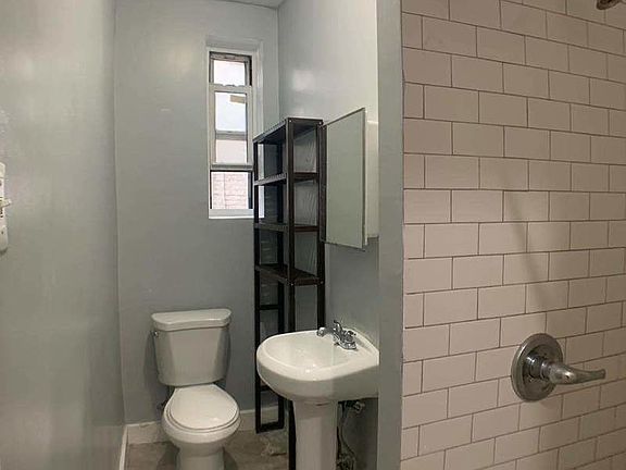 4th image of 644 Lafayette Ave #2LL