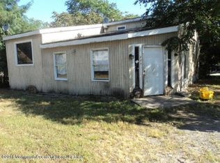 236 Clover St, Lakewood, NJ 08701