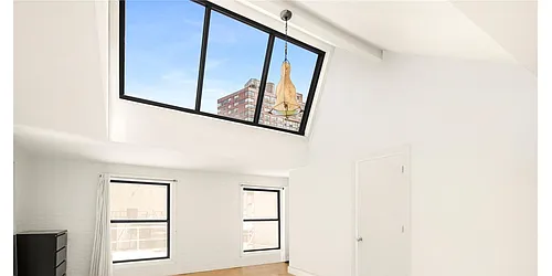 Rented by ER (DO NOT USE)