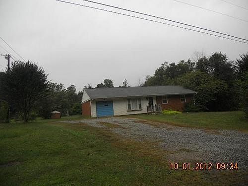 1st image of 118 W Dogwood Dr