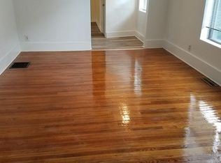 313 S Prairie St #1, Champaign, IL 61820