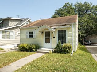 1156 Virginia St, Saint Paul, MN 55117