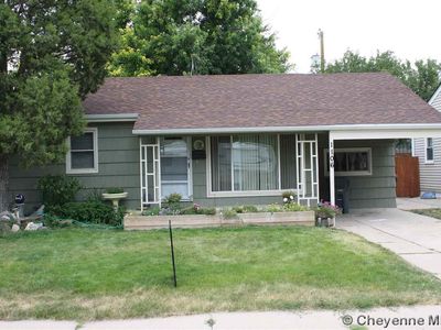 1106 E 5th Ave, Cheyenne, WY, 82001