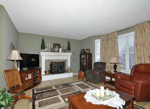 5th image of 1612 Ashton Cir