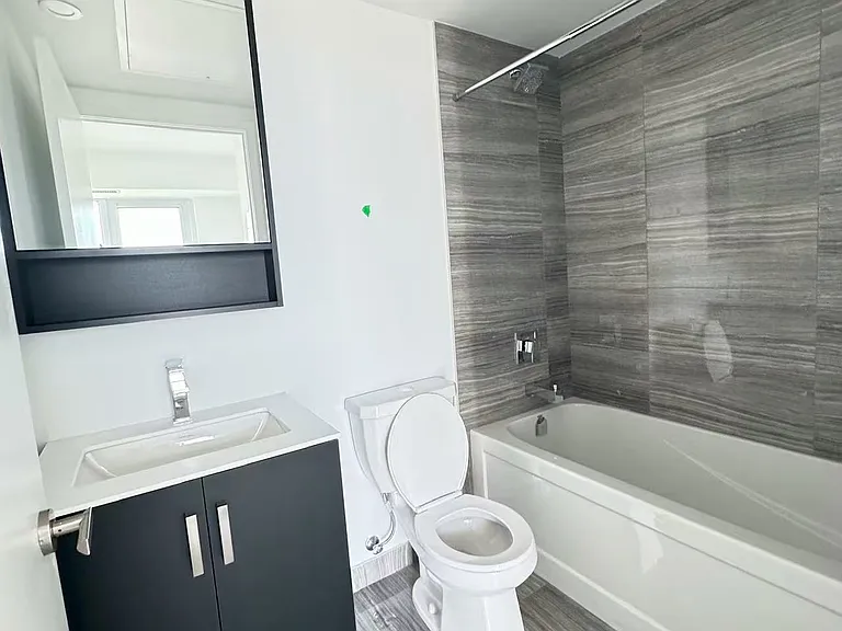 89 Queen St E #5332 — Photo 5