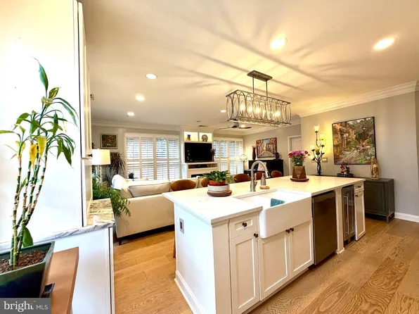 1115 Cameron St Unit 103, Alexandria, VA 22314