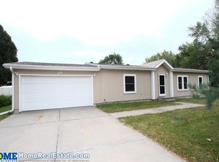 1130 SW 21st St Ct, Lincoln, NE 68522
