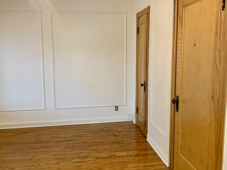 644 West Surf — Photo 18