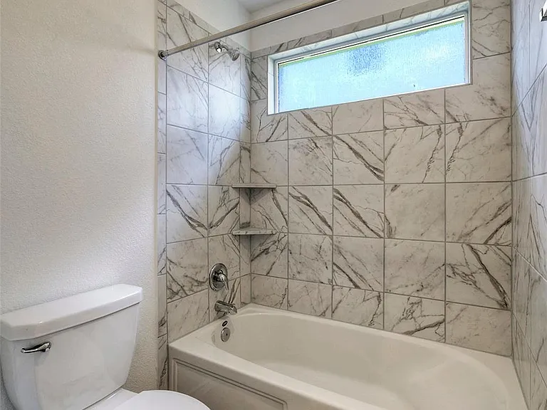 108 Montego St — Photo 21