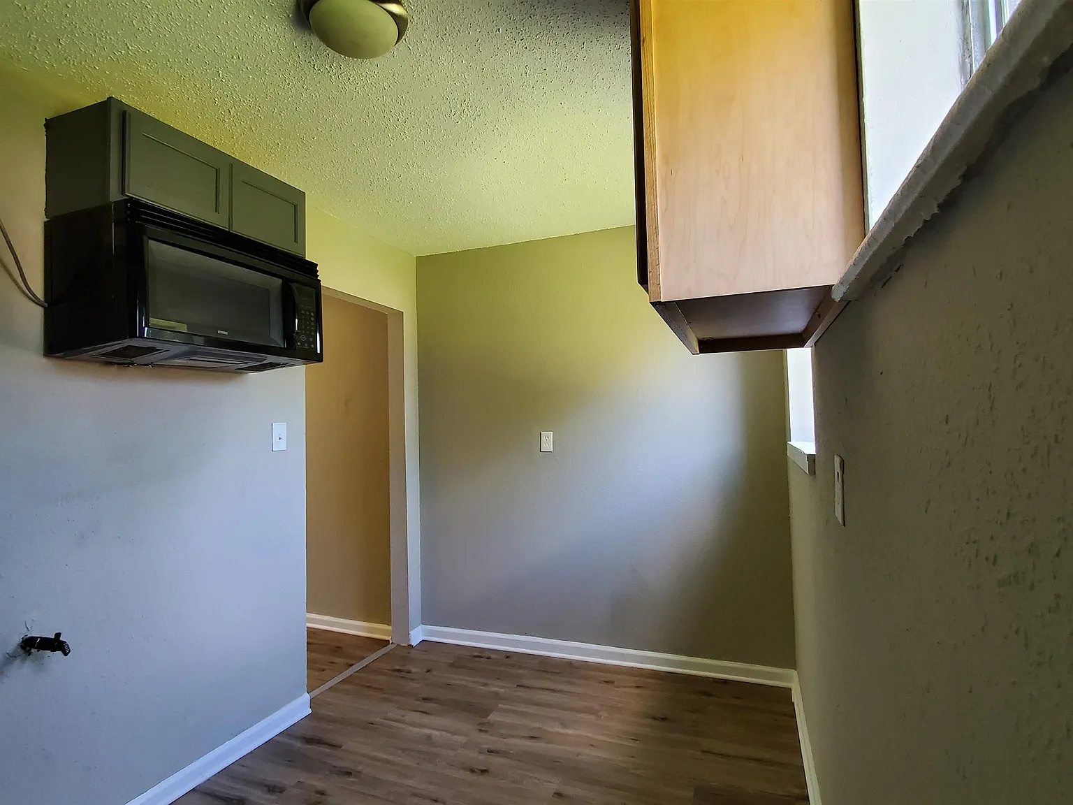 2 bed, 1.0 bath, 700 sqft, $675 — Photo 4