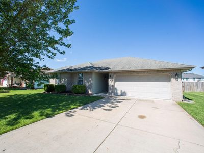 5227 S Honeysuckle Ln, Battlefield, MO, 65619