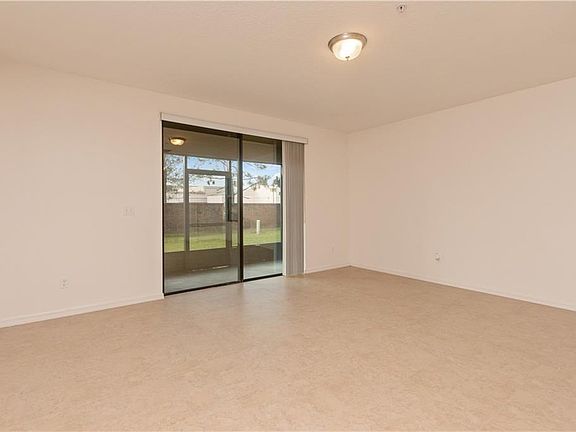 4th image of 2301 Aloha Bay Ct