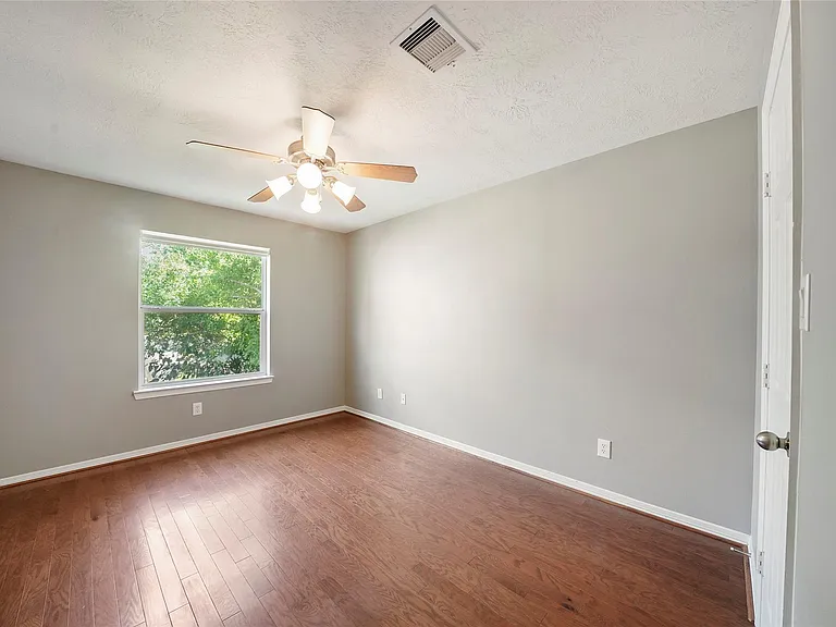 5830 Petty St — Photo 13