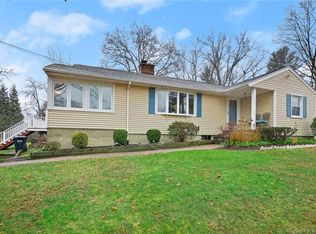 305 Juniper Dr, Orange, CT 06477