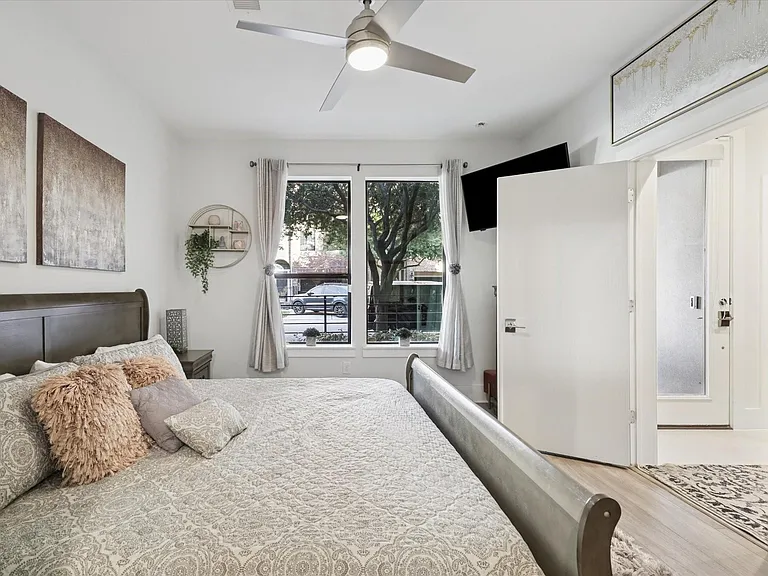 1717 Silver St — Photo 13