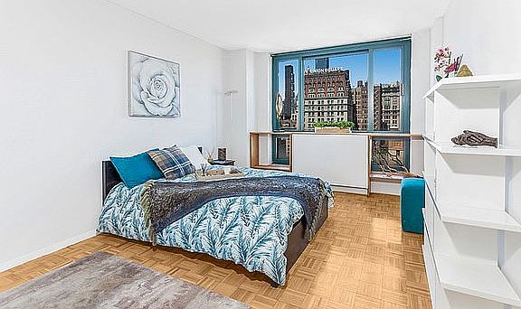 4th image of 1 Irving Pl APT P21c