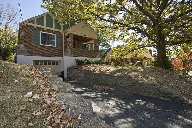 1st image of 840 Greenwich Ave