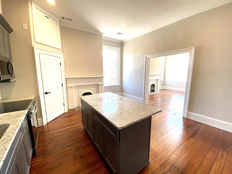224 E Liberty St #4 — Photo 11