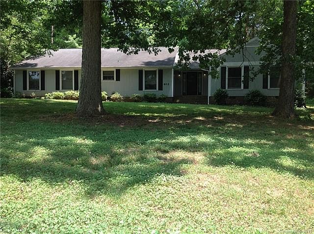 1st image of 612 Montana Dr