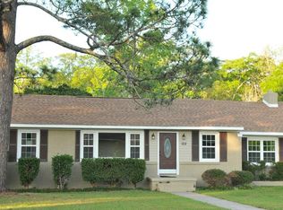 102 Stoneroad Dr, Greenville, AL 36037