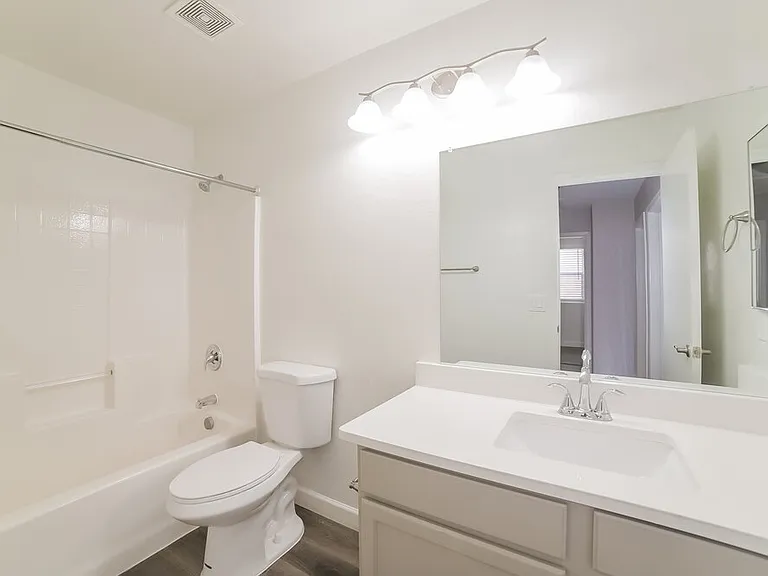 5157 W Warner St — Photo 15