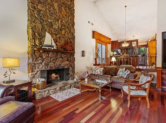 4th image of 1613 Andrea Dr