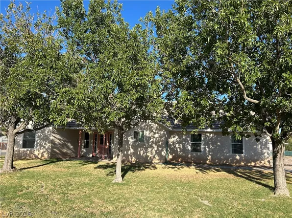260 Randall St, Moapa Valley, NV 89040