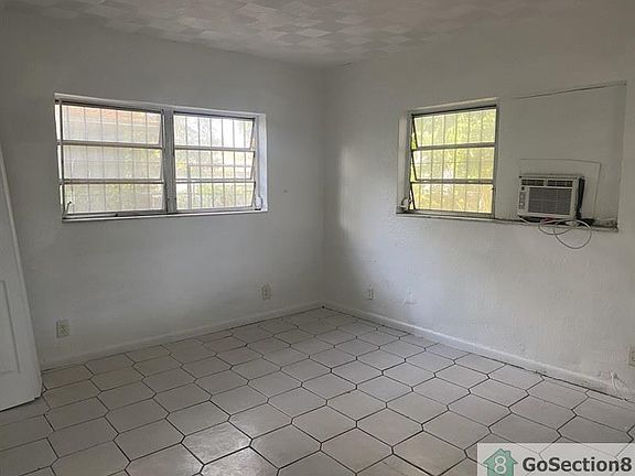 5th image of 5623 NW 4th Ave
