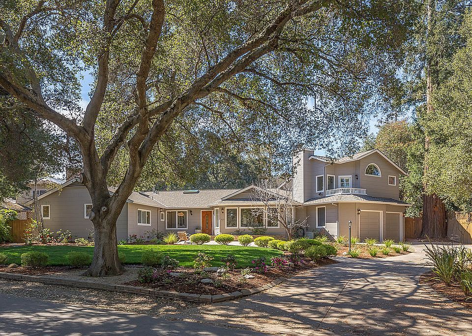 1st image of 523 Deodara Dr